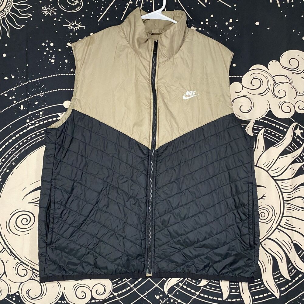 Nike Thermal-fit- windrunner midweight puffer vest Mens Large